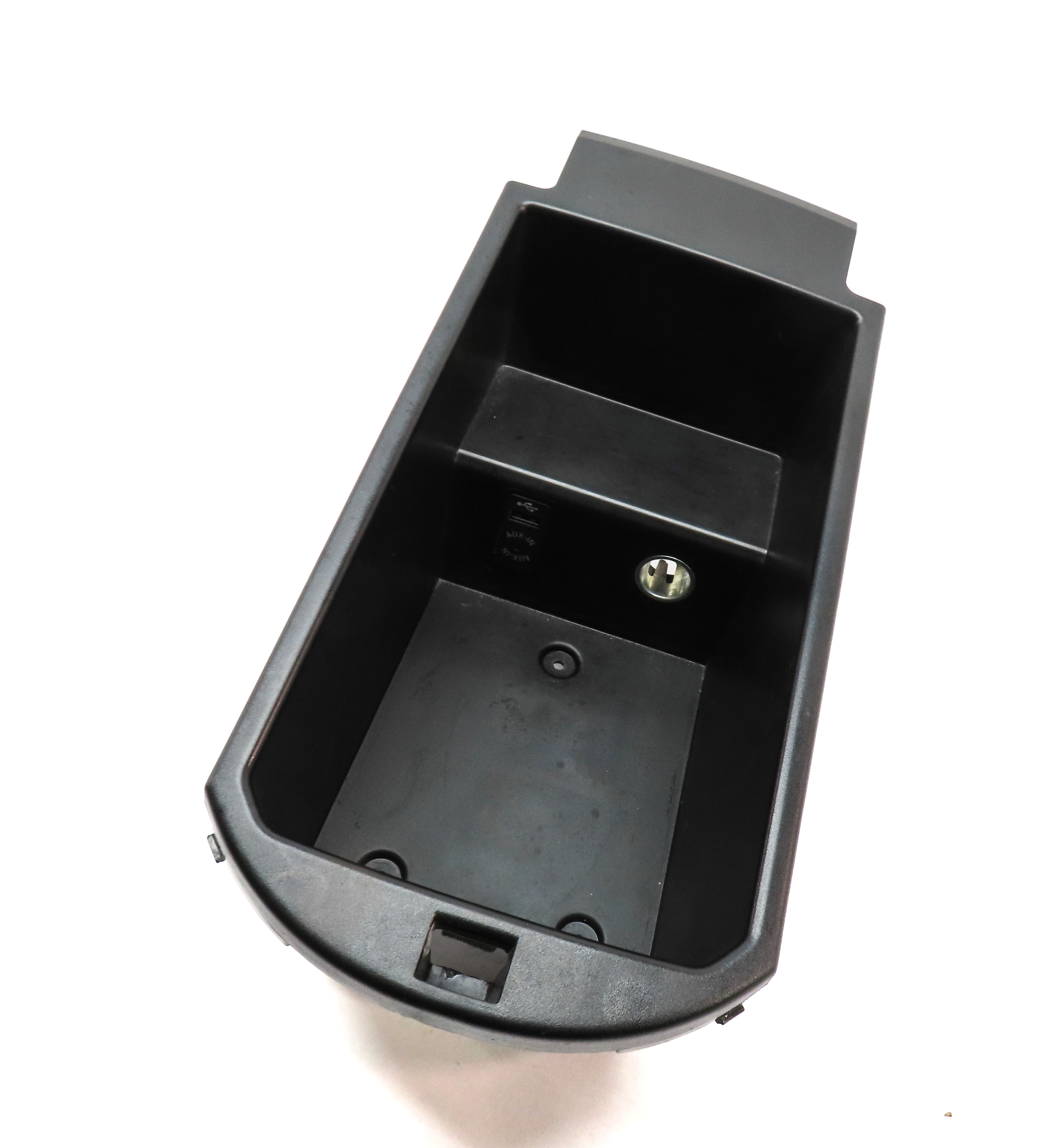2016 BMW X3 (F25) FRONT CENTER CONSOLE STORAGE TRAY BIN w/ AUX AUXILIARY INPUT — exact item pictured